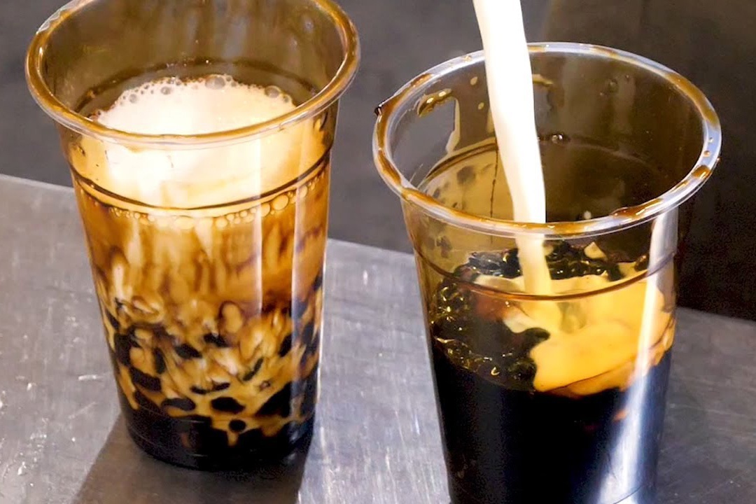 Tra sua tran chau duong den co gia 1,6 USD o Dai Loan hinh anh