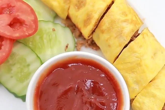 Tu lam trung cuon kim chi dam huong vi Han hinh anh