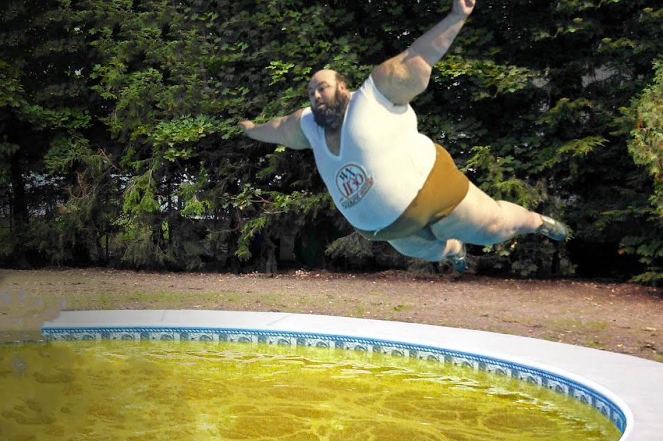 Ban se ra sao neu nhay vao be chua day axit da day hinh anh