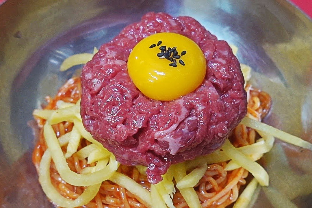 Mon thit bo song tron mi cua Han Quoc hinh anh