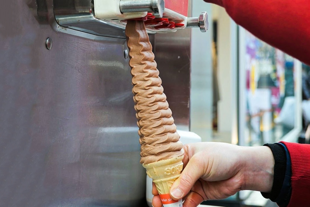 Kem oc que chocolate, tra xanh dai 40 cm hinh anh