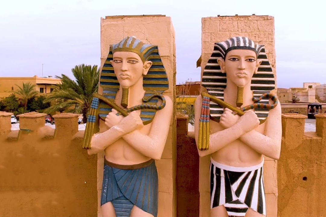 Phim truong sa mac lon nhat tren the gioi hinh anh