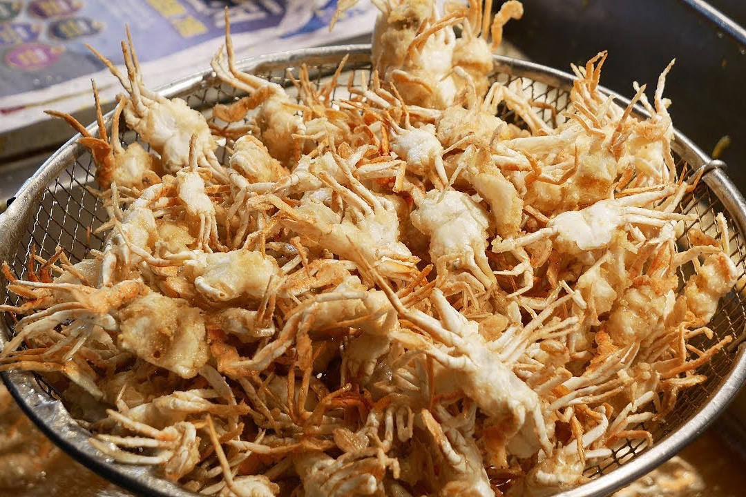 Dau bep lam ram chien gion so luong lon hinh anh