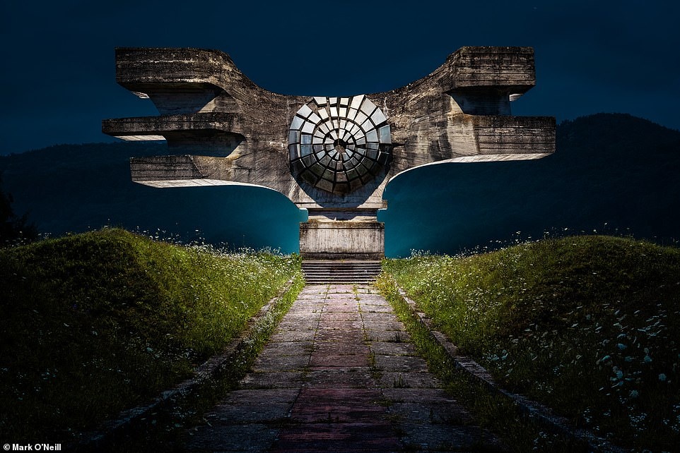 Nhung cong trinh nguyen khoi ky di anh 1