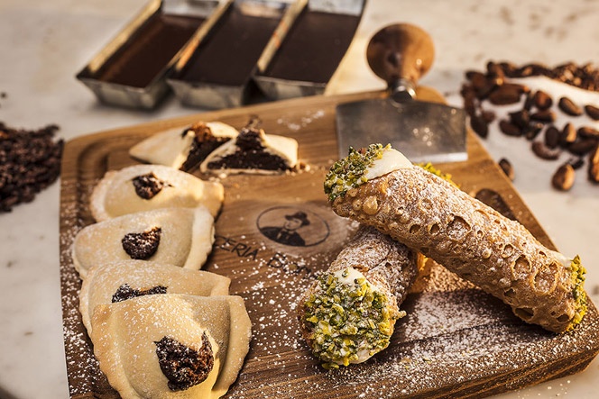 Phuong phap bi truyen tao nen chocolate cua nguoi Aztec co hinh anh