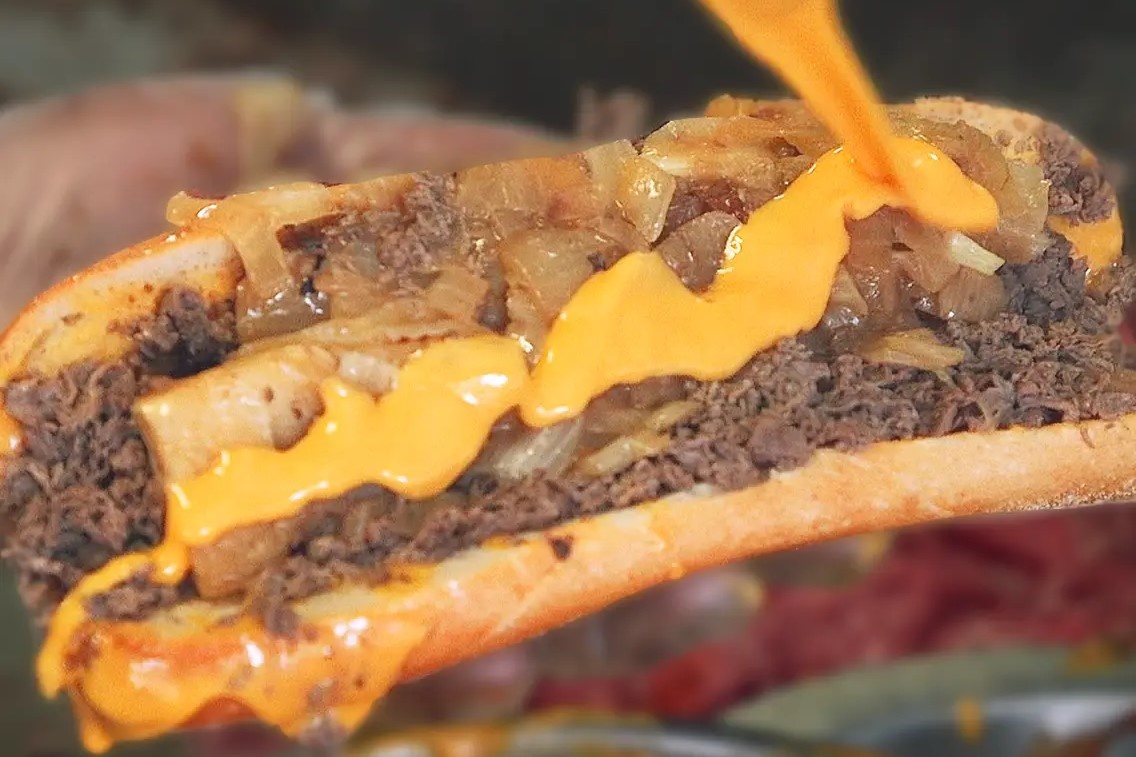 Tiem banh mi day ap thit bo pho mai o Han Quoc hinh anh