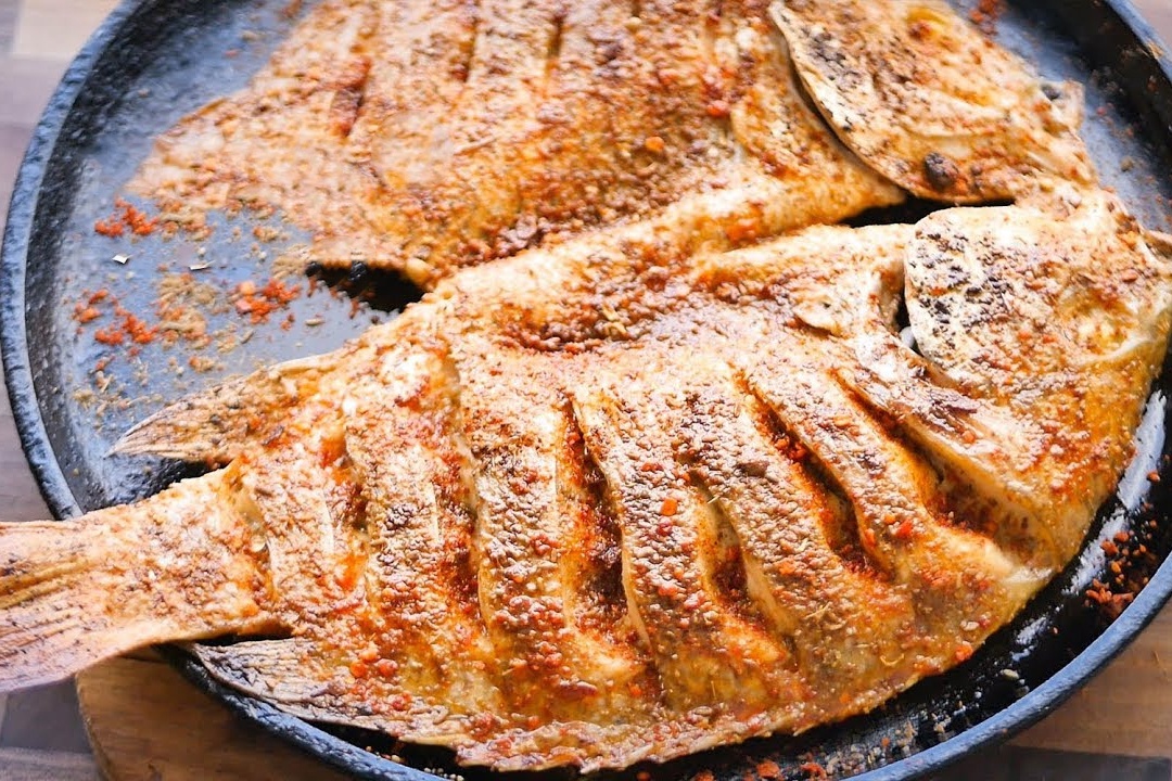 Cach lam ca nuong muoi cay trong chin ngoai gion hinh anh