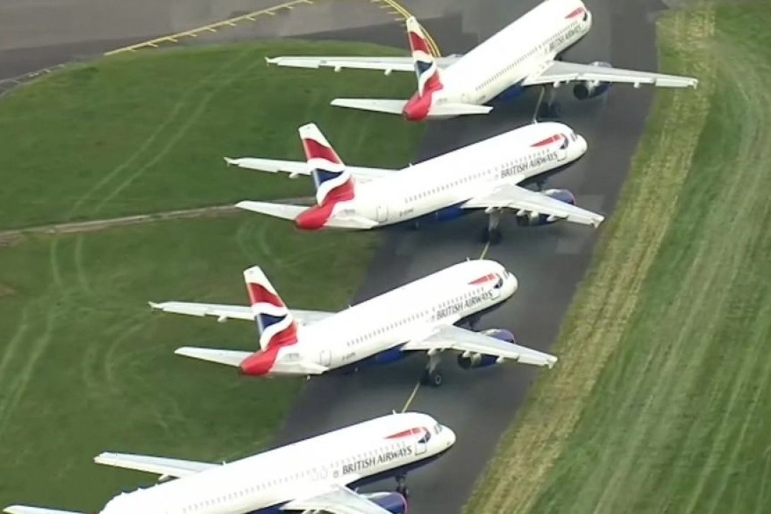 San bay hoa hoang mac, may bay do kin duong bang o Anh hinh anh