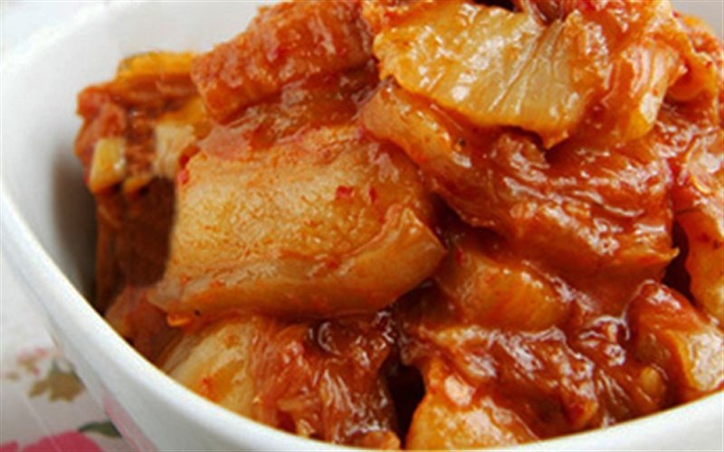 Thit lon xao kim chi, mon ngon hap dan cho tin do an cay hinh anh