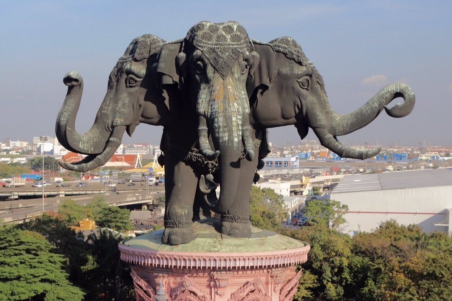 Tuong voi ba dau nang 250 tan o Thai Lan hinh anh