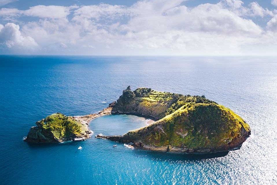 Boi trong mieng nui lua dam co dai hinh anh