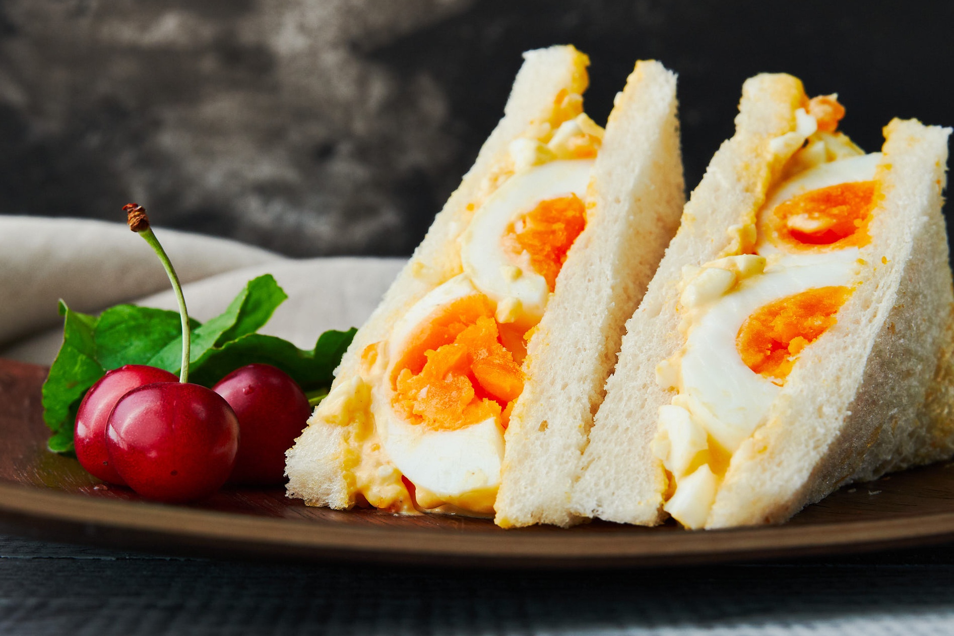 2 cach lam mon an nhanh voi trung hinh anh