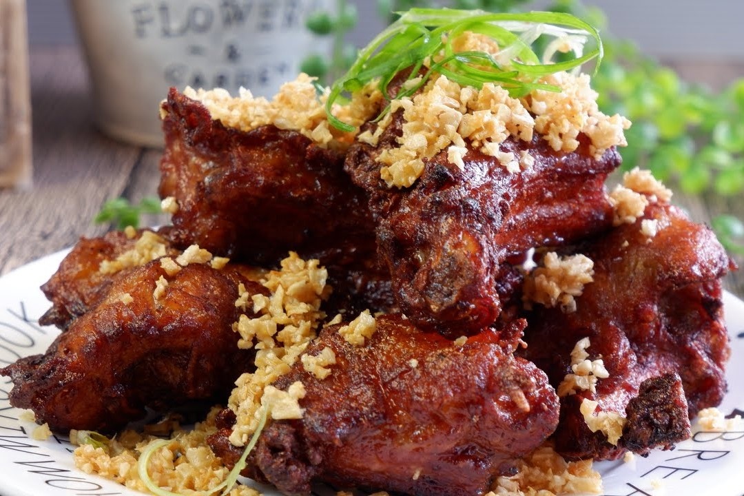 Bi quyet chien suon lon gion voi toi phi thom hinh anh