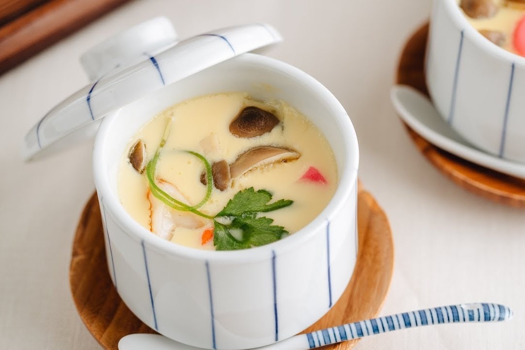 Hai cach che bien trung ngon kieu Nhat hinh anh