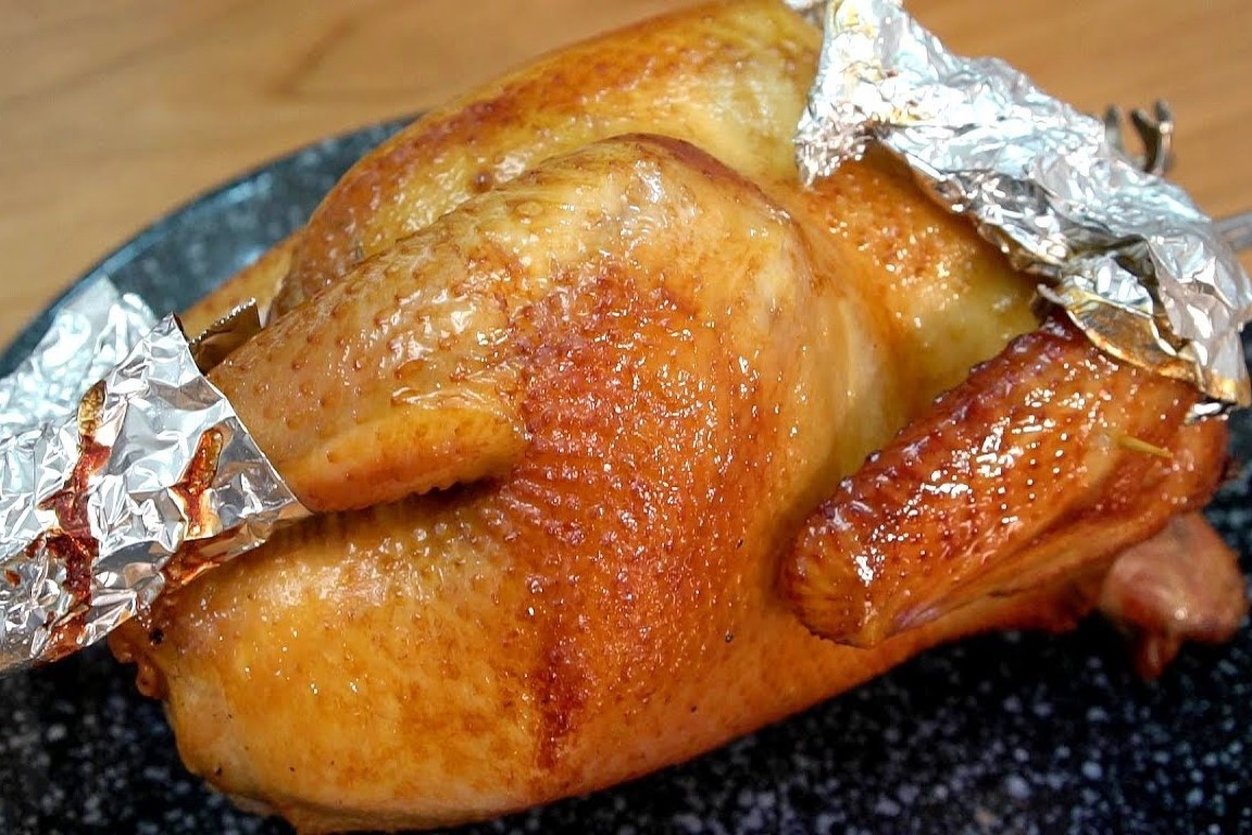 Bi quyet nuong ga nguyen con voi mat ong va xi dau hinh anh