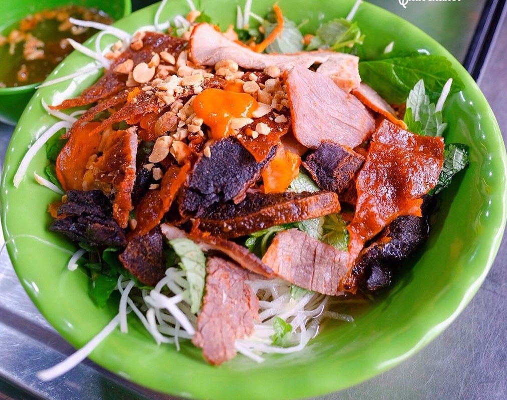 an gi o pho di bo anh 2