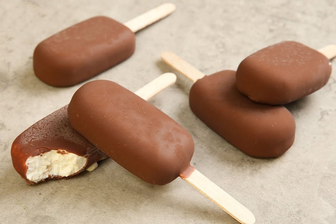 Cong thuc lam kem que chocolate khong can sua dac hinh anh