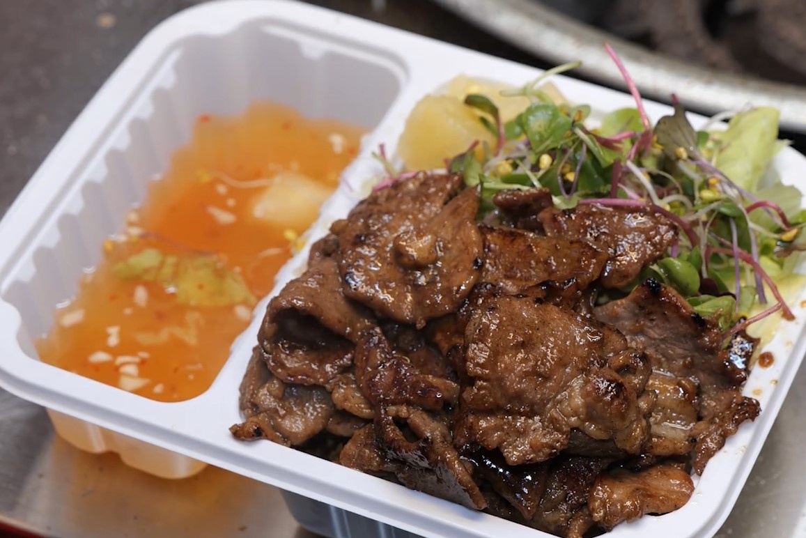 Bun cha huong vi Viet tren duong pho Han Quoc hinh anh