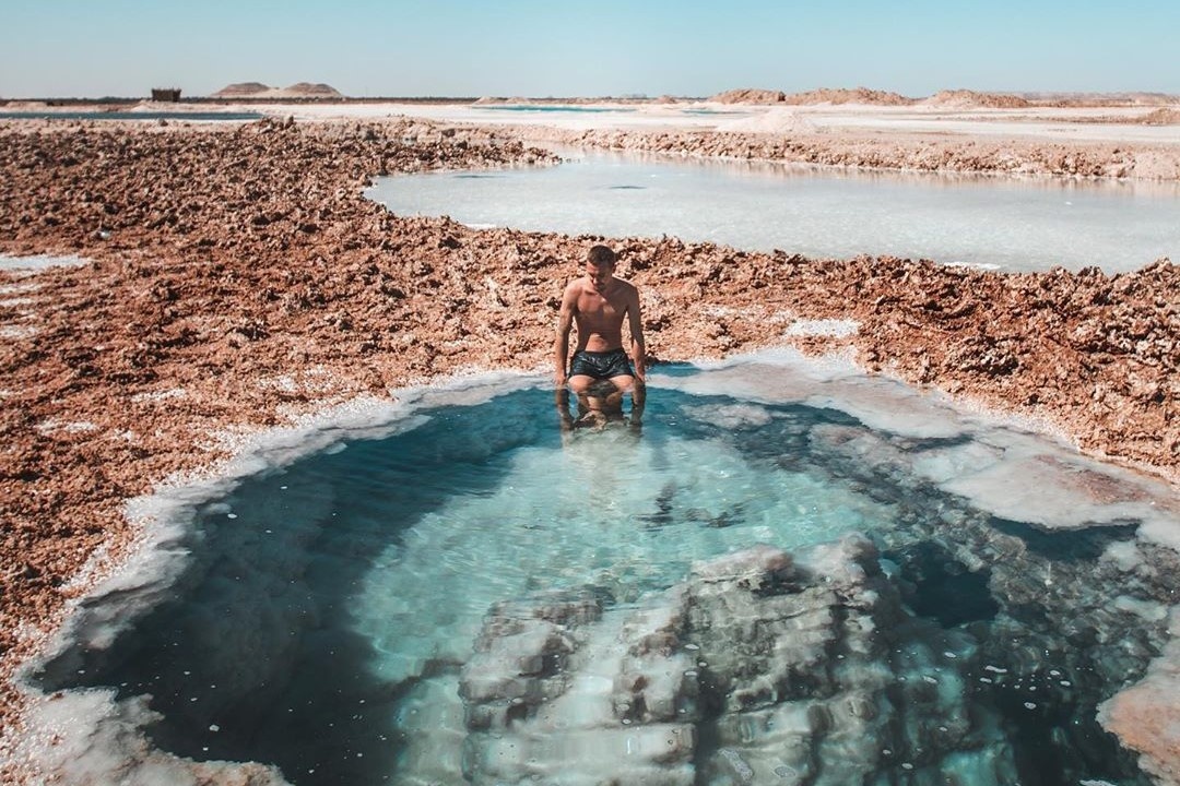 Thien duong mau xanh nam giua long sa mac nong bong hinh anh