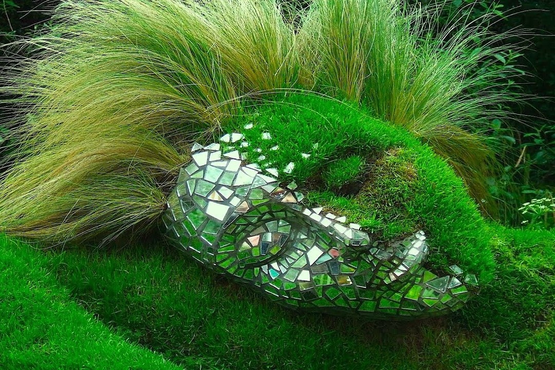 Nhung buc tuong khong lo trong vuon o Anh hinh anh