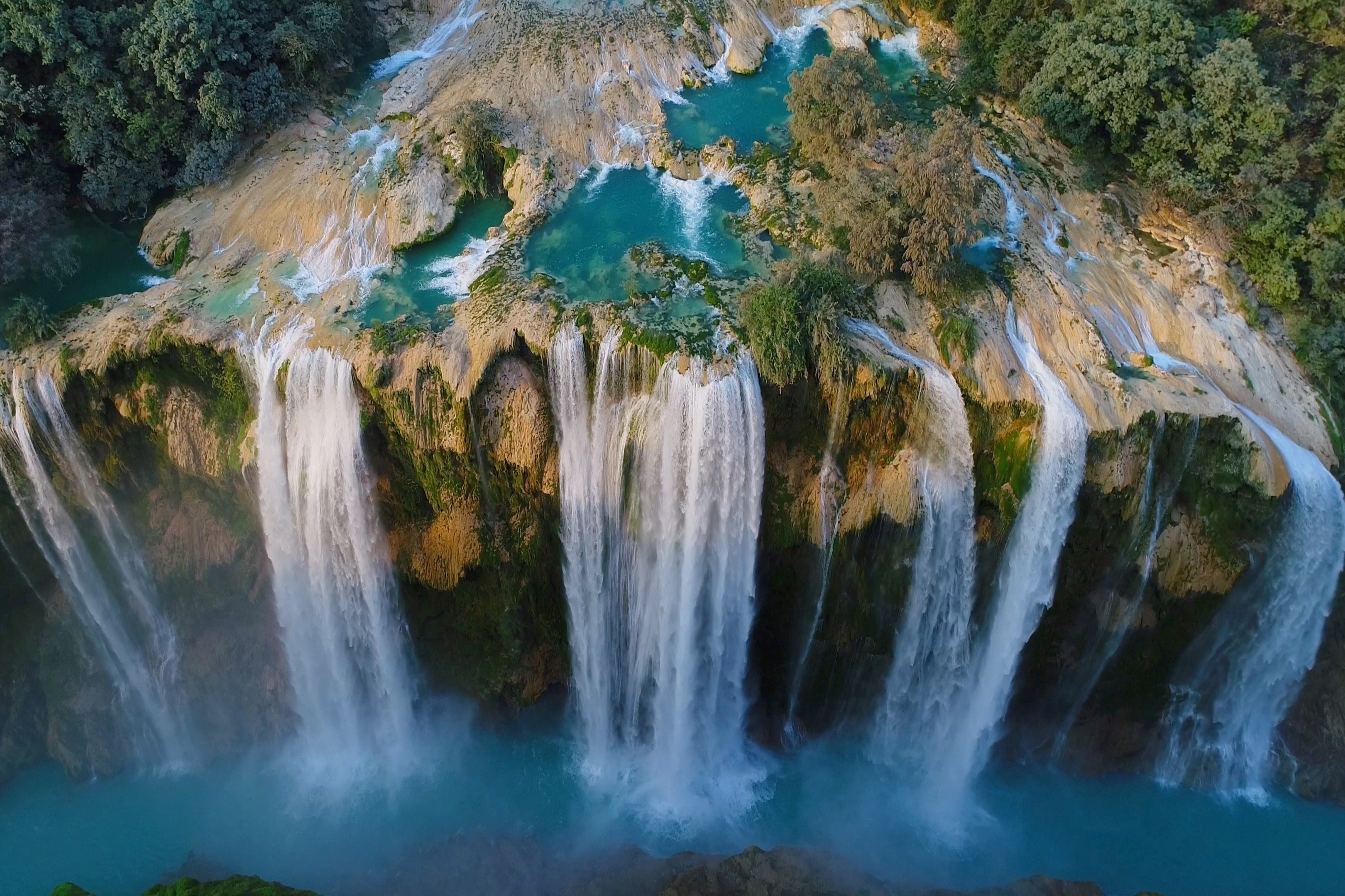 Loat ho boi va thac nuoc tuyet dep o Mexico hinh anh