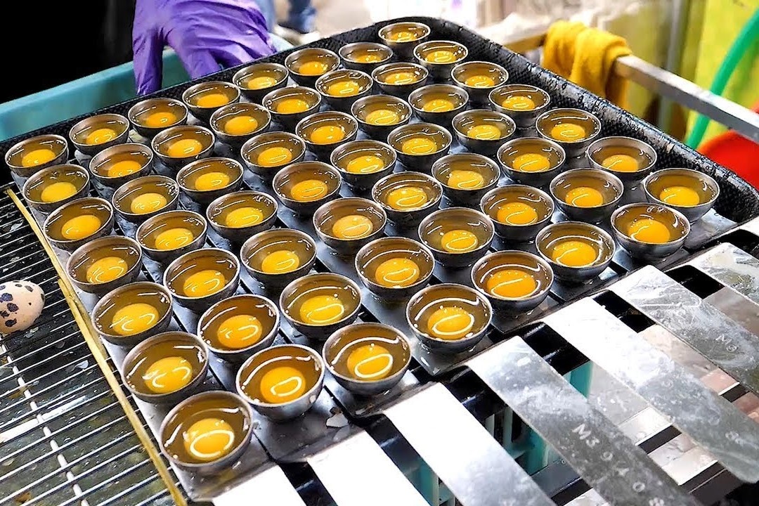 Xien trung cut chien tren duong pho Dai Loan hinh anh