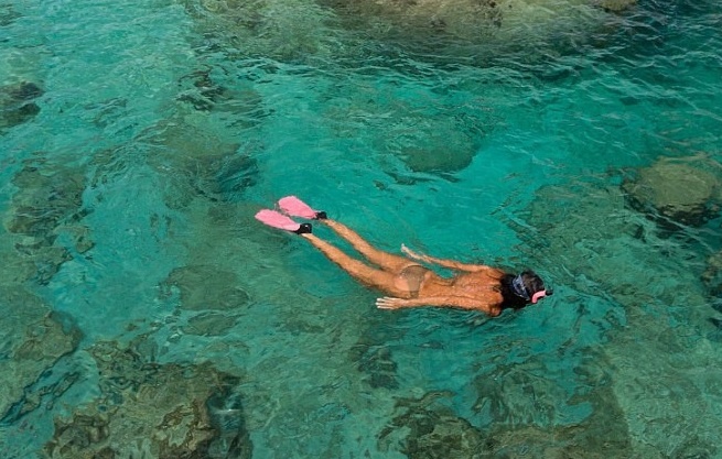 Dao Con Son va cac vung nuoc xanh nhat the gioi hinh anh