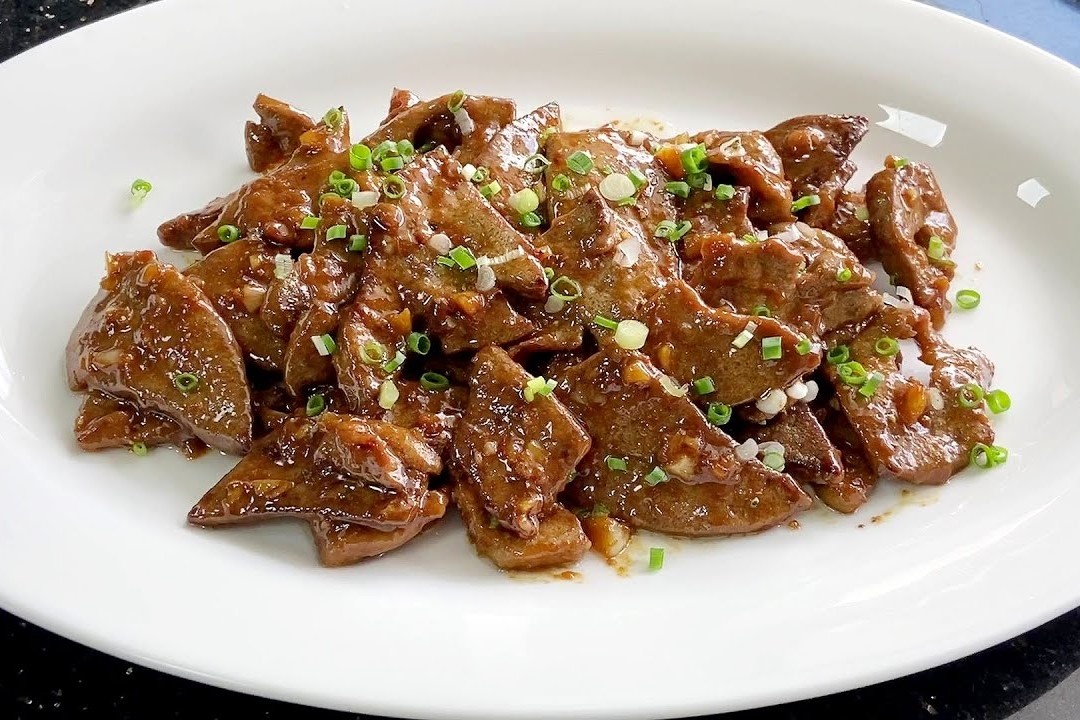 Cach uop va che bien gan lon don gian tai nha hinh anh