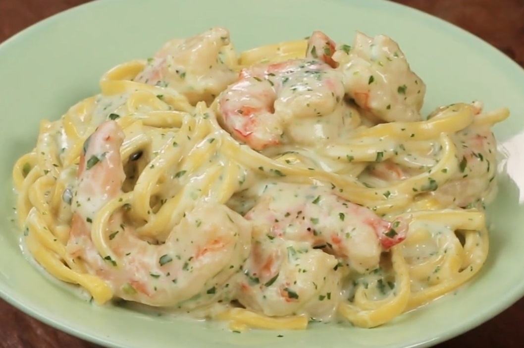 Cach lam mi Y sot kem hinh anh