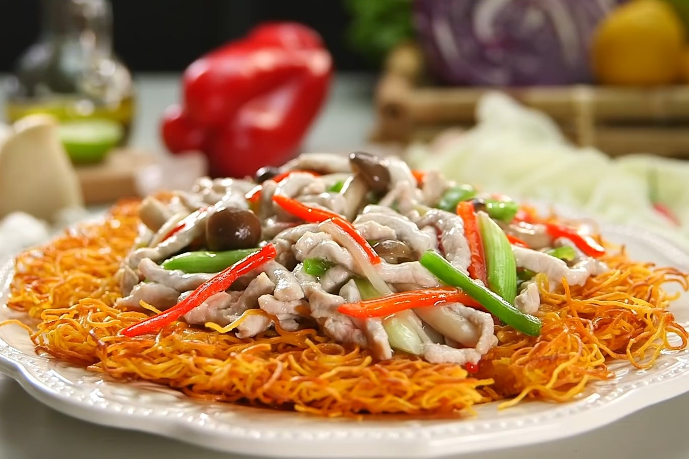 Cach lam mi xao gion hinh anh