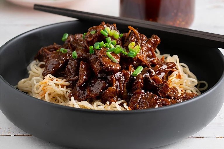 Cach lam mi bo ham thit mem, dam vi hinh anh