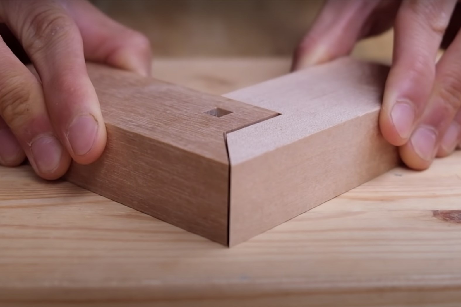 Nghe lap ghep khong su dung dinh cua nguoi Nhat hinh anh