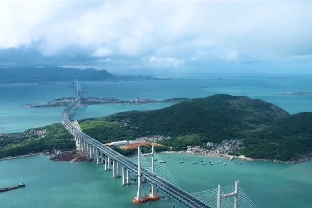 Cau duong sat xuyen bien dai nhat the gioi hinh anh