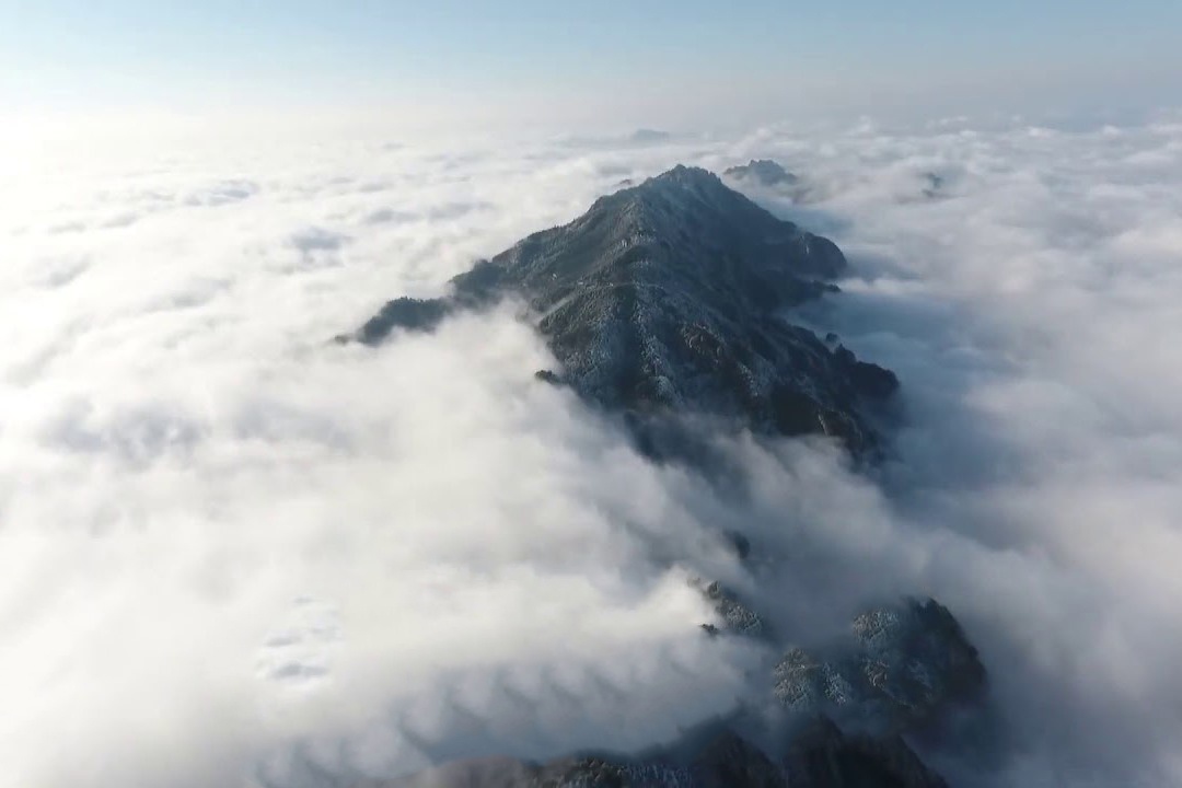 Khung canh mua dong tren Cuu Hoa Son hinh anh