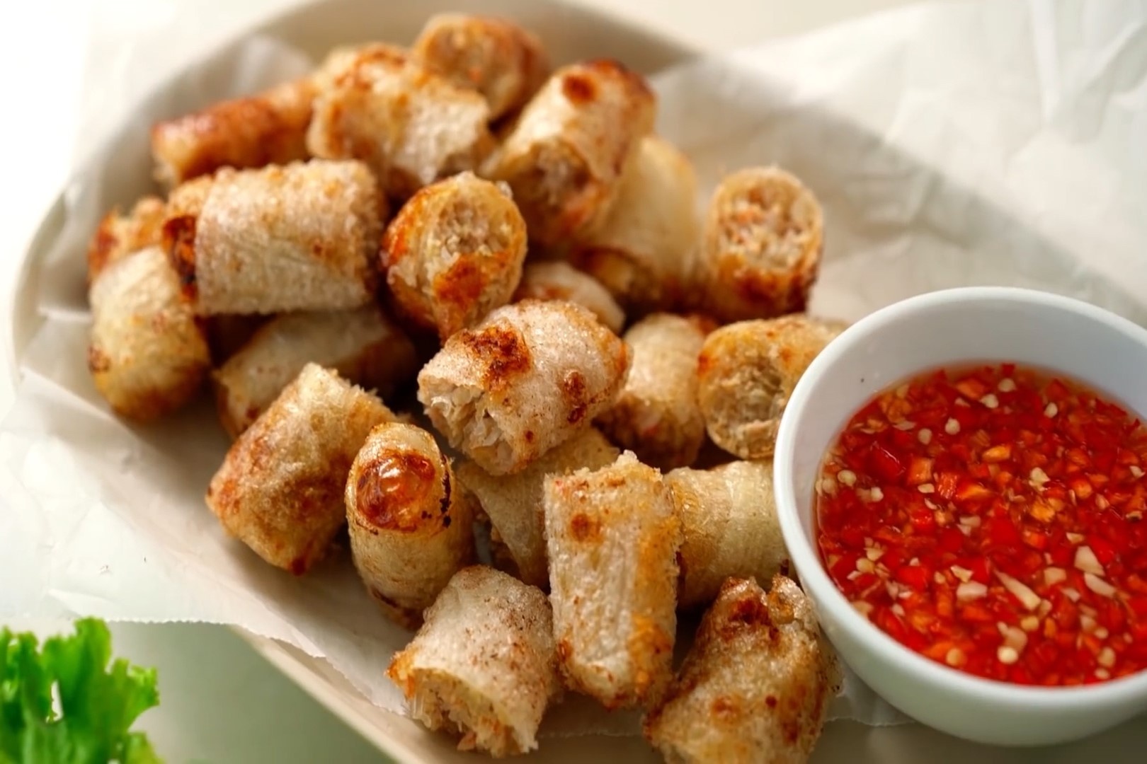 Cong thuc lam nem ran gion moi la ngay Tet hinh anh