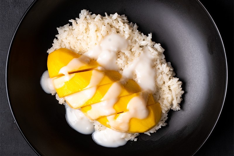 Lam xoi xoai nuoc cot dua cho ngay Tet hinh anh