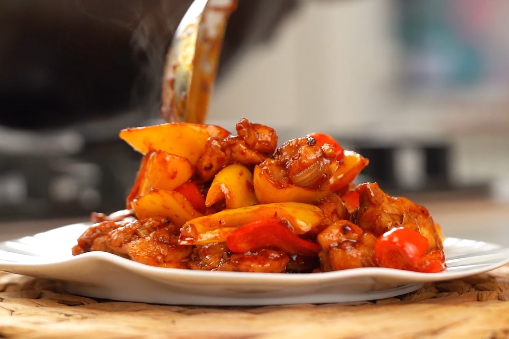 Cach lam ga sot cay dua com hinh anh