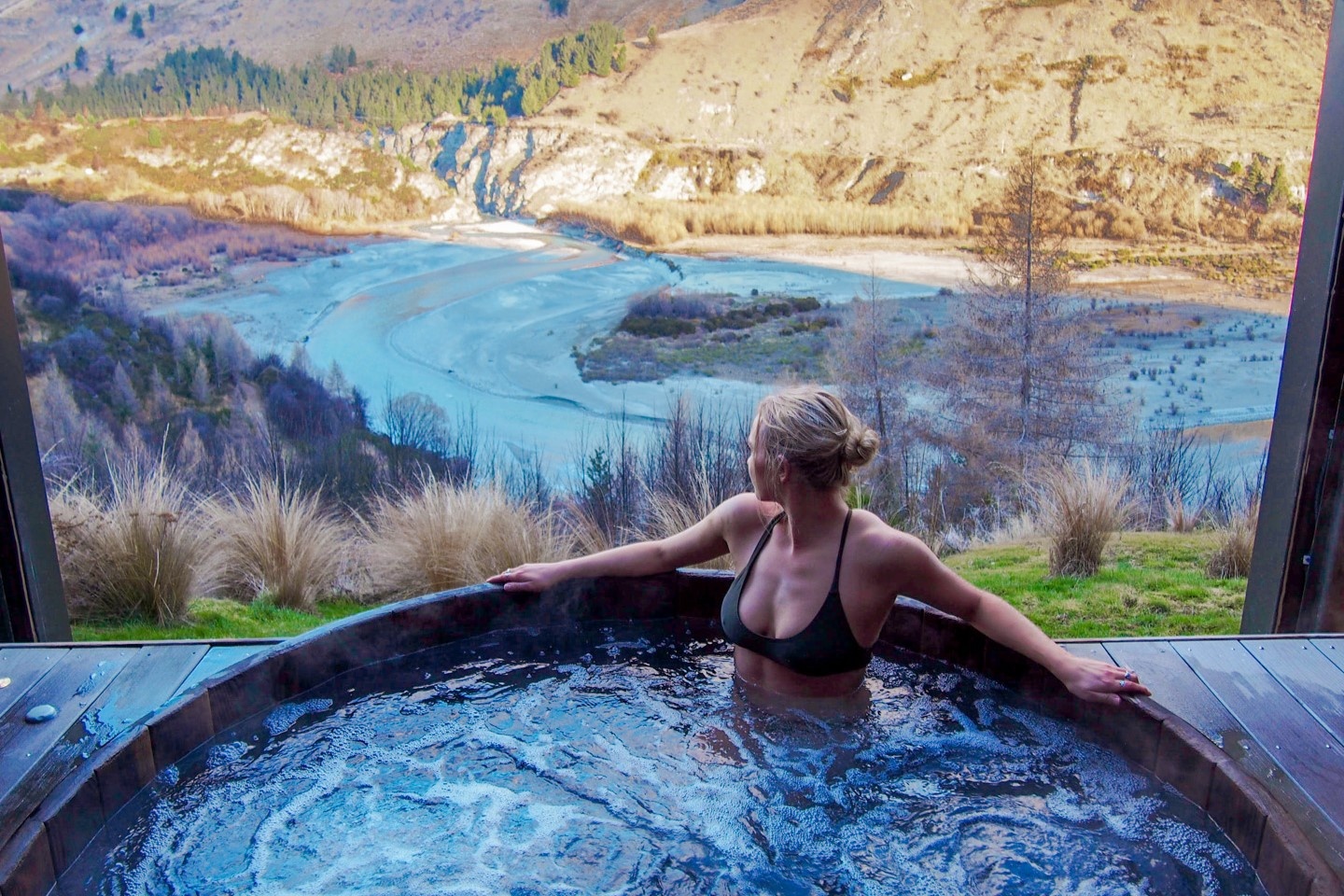 Tam onsen giua nui non o New Zealand hinh anh