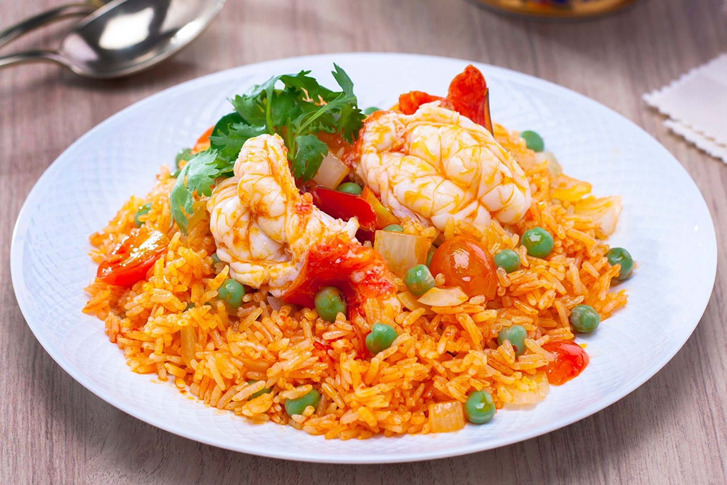 Cong thuc lam com chien vi tom yum hinh anh