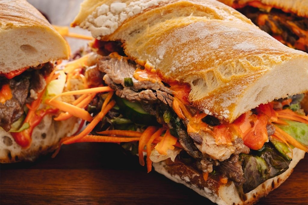 Hoc lam banh mi thit bo kieu Han hinh anh