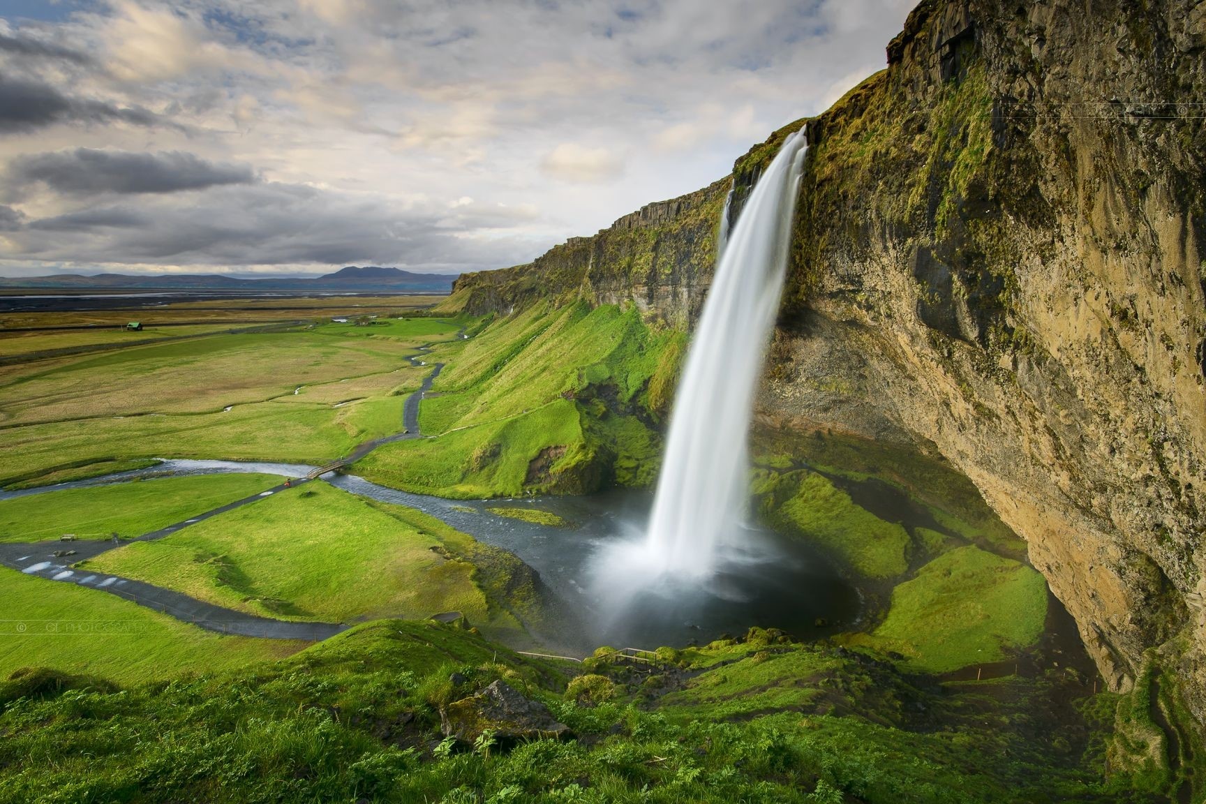 Ve dep cua thac Seljalandsfoss hinh anh
