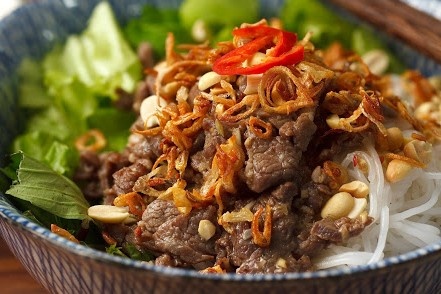 Cach lam bun bo chuan Nam Bo hinh anh