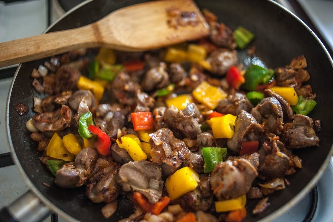 Me ga xao toi ot don gian ma ngon hinh anh