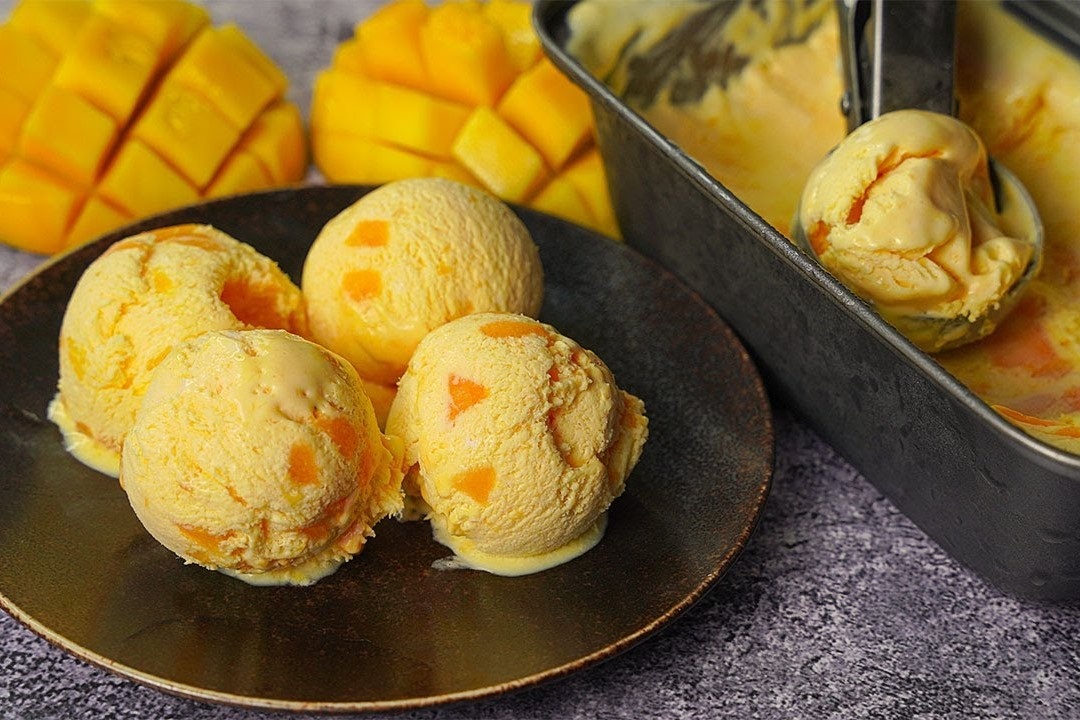 Cach lam kem xoai giai nhiet ngay he hinh anh