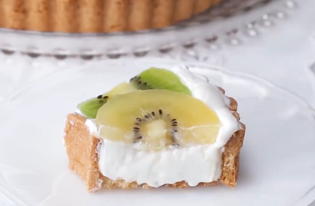 Hoc lam banh tart vi kiwi thom ngon dai khach hinh anh