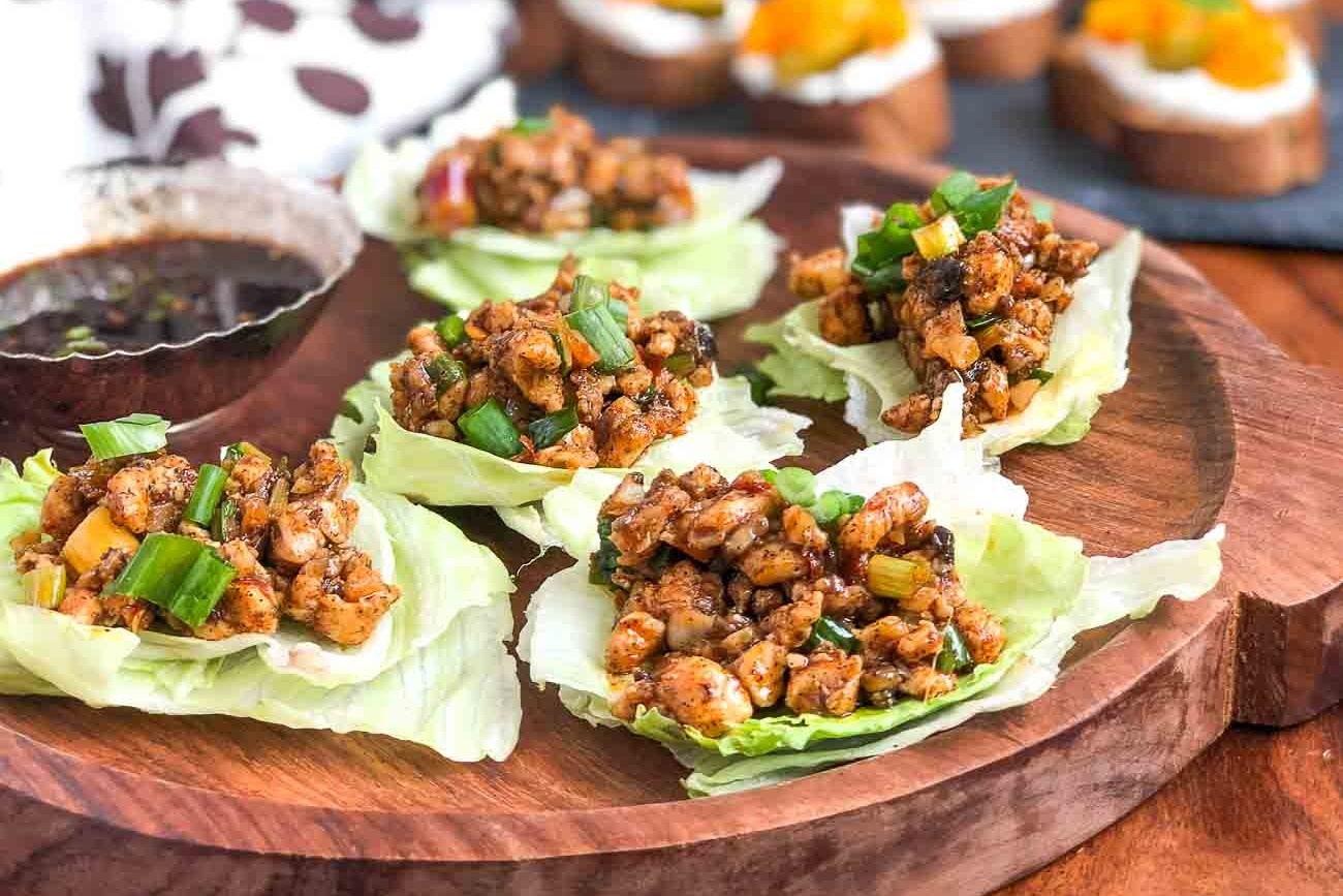 Cach lam xa lach boc thit ga kieu Thai hinh anh