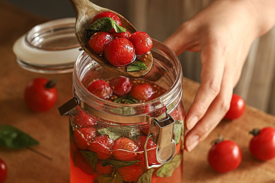 Lam ca chua bi dam duong da mat lanh ngay nang nong hinh anh