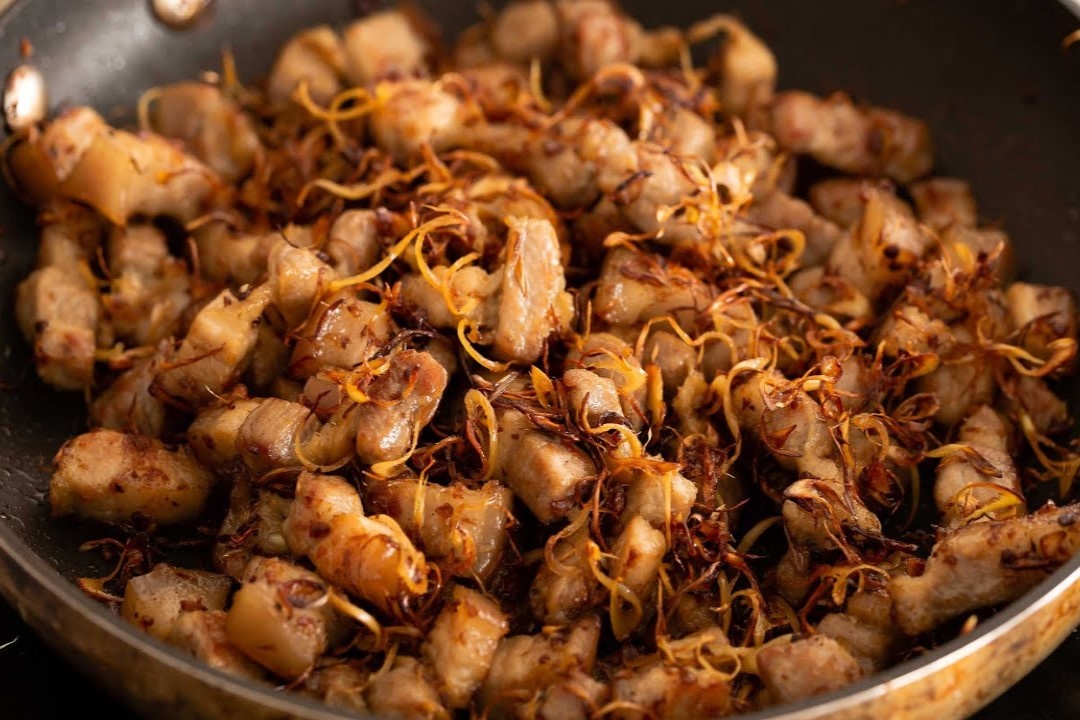 Cach lam ba chi rang sa ngon com hinh anh