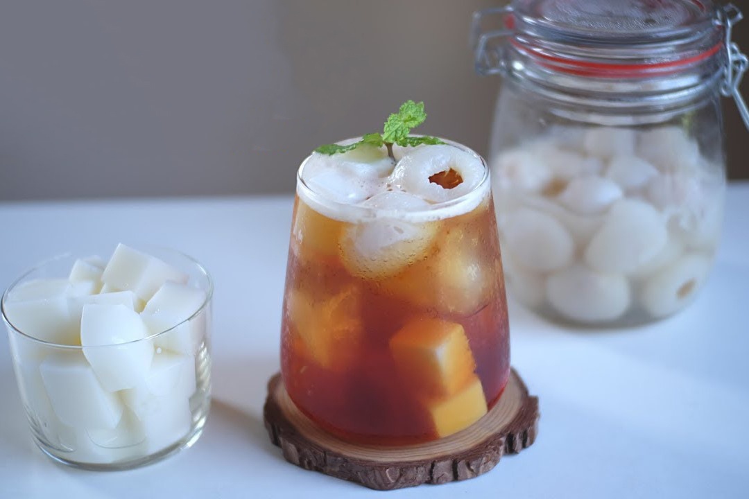 Meo lam tra thach vai giai nhiet ngay nang nong hinh anh