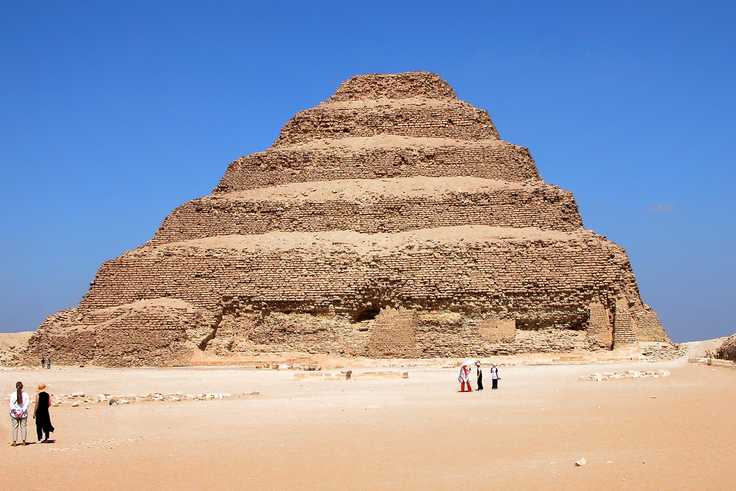 Kim tu thap bac thang co xua nhat the gioi hinh anh